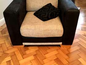 Freecycle NOW GONE Sofas (x2) and chair