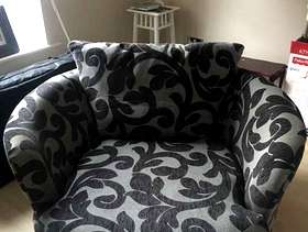 Freecycle Spinning Love Seat