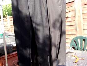 Freecycle Ladies / teens clothes