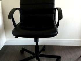 Freecycle Black office chair