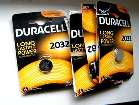Freecycle Duracell 2032 batteries