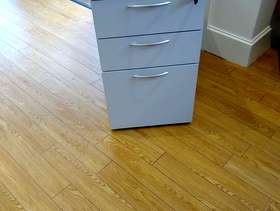 Freecycle Office desk pedestal