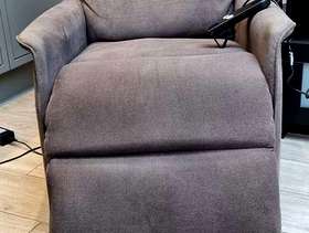 Freecycle Electric Recliner Chair