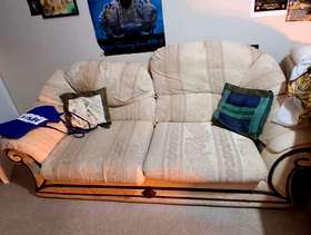 Freecycle Beige 2/3 seater sofa