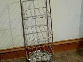 Freecycle Kitchen pan-stand