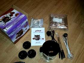 Freecycle Chocolate Fondue set