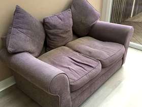 Freecycle 2 sofas (2-seaters ). £30 REWARDS !!!!