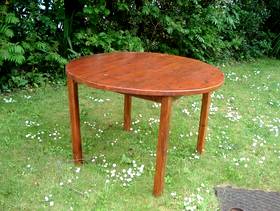 Freecycle Round wooden table