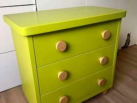 Freecycle Green set of drawers