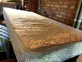Freecycle Single bed and mattress