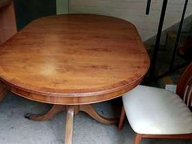 Freecycle TAKEN- Free dining table & two chairs