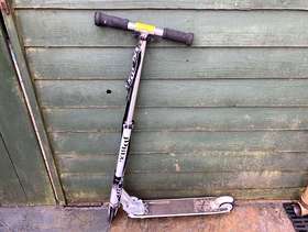 Freecycle Child’s JD Bug Scooter