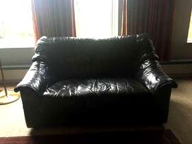 Freecycle 3 x 2seater leather sofas