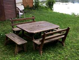 Freecycle Outdoor table & chairs