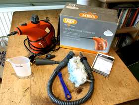 Freecycle Vax hand held steam cleaner