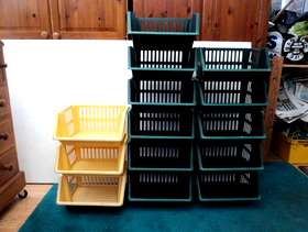 Freecycle Stacking baskets