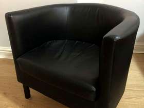 Freecycle IKEA - Black armchair