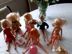 Freecycle Selection of 1970`s Vintage Sindy/Barbie Dolls