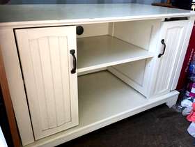 Freecycle TV Cabinet
