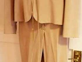 Freecycle Camel coloured ladies dorothy perkins trouser suit