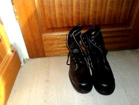 Freecycle Workmans boots