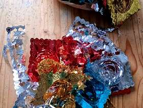 Freecycle Christmas decorations - Multicolour Metallic Garlands