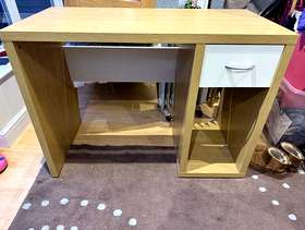Freecycle Small desk