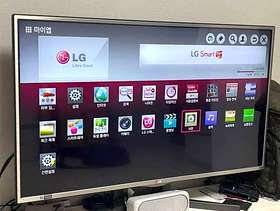 Freecycle 65in LG smart TV