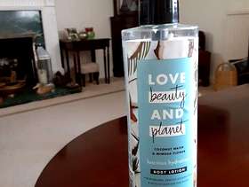 Freecycle LOVE Beauty AND Planet Body Lotion