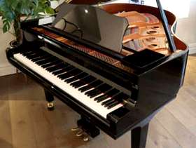 Freecycle Yamaha Baby Grand Piano