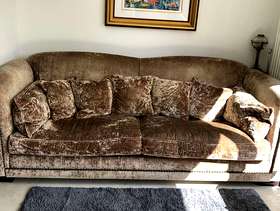 Freecycle Gold sofa in good condition.