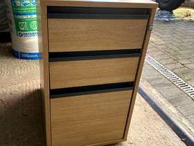 Freecycle 0ffice drawer set