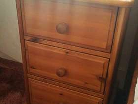 Freecycle Bed side cabinet