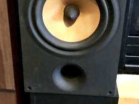 Freecycle B&W Bookshelf Speakers