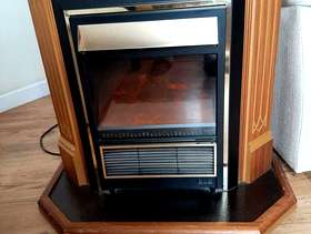 Freecycle Electric fire and surround