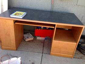 Freecycle Office or student desk
