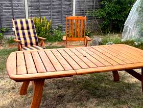 Freecycle Garden furniture set