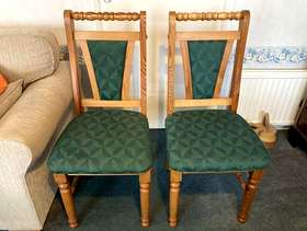Freecycle 2 x dining chairs