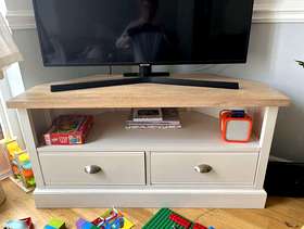 Freecycle TV cabinet