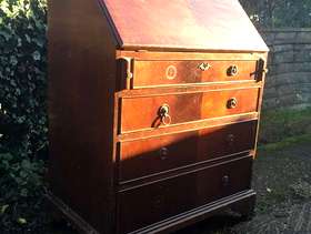 Freecycle Wooden desk ( bureau)