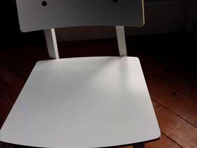 Freecycle 4 white wooden chairs