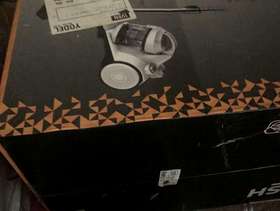 Freecycle Brand new bagless cylinder vacuum cleaner