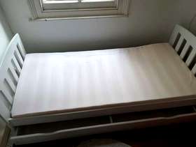 Freecycle Kids bed. 184 cm x 88 cm.