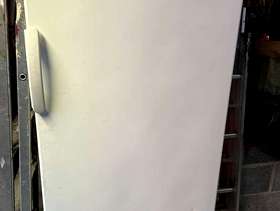 Freecycle Upright freezer