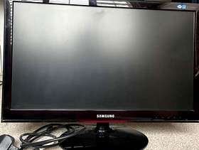 Freecycle Samsung P2450H 24" Widescreen LCD HD Monitor