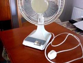 Freecycle Electric fan