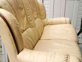 Freecycle Leather sofa