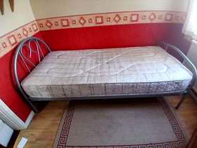 Freecycle Single bed and mattress
