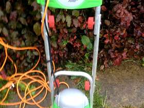 Freecycle Garden-rotavator-new-unused-in-box-710w-electric-Photo-shows-the-one-I am using