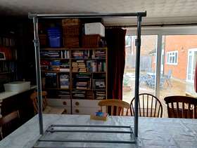 Freecycle Portable clothes rail